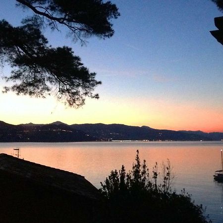 Portofino Seaview Apartment, 50 Meters From The Beach, Free Parking, Air Conditioning 파라기 외부 사진