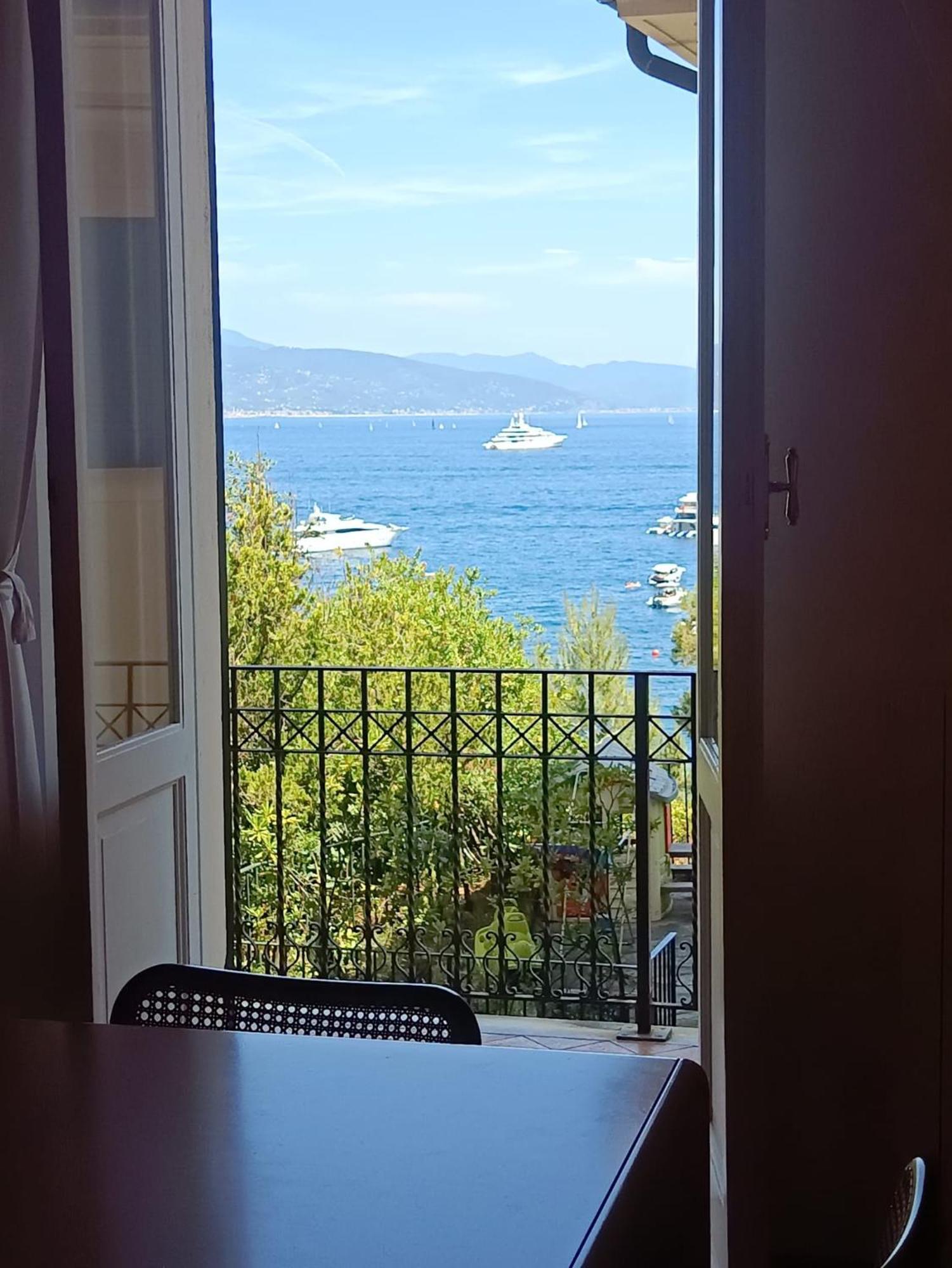 Portofino Seaview Apartment, 50 Meters From The Beach, Free Parking, Air Conditioning 파라기 외부 사진