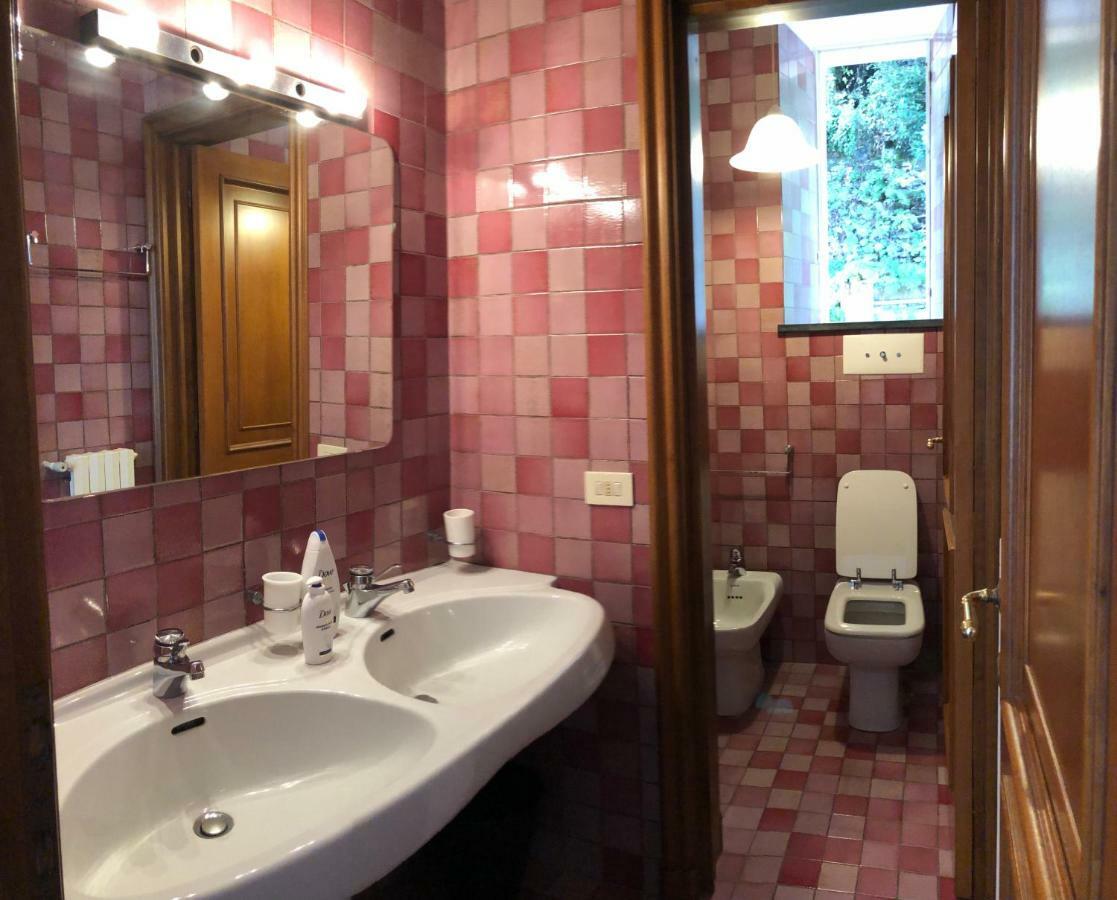 Portofino Seaview Apartment, 50 Meters From The Beach, Free Parking, Air Conditioning 파라기 외부 사진